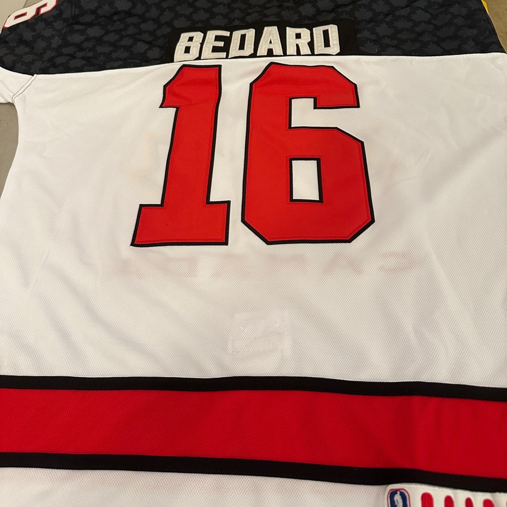 Team Canada Jersey - Connor Bedard